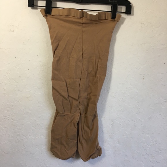 Assets by Sara Blakely Sensational Shapers Buff - Picture 4 of 9